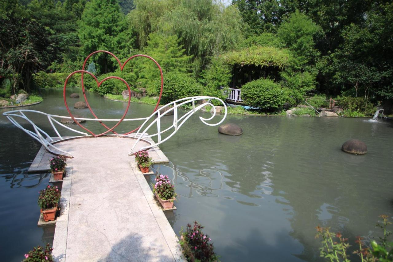 Tai-Yi Red Maple Resort Puli Exterior foto